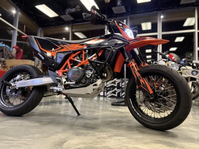 2021 KTM 690 SMC R