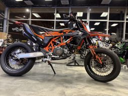 2021 KTM 690 SMC R