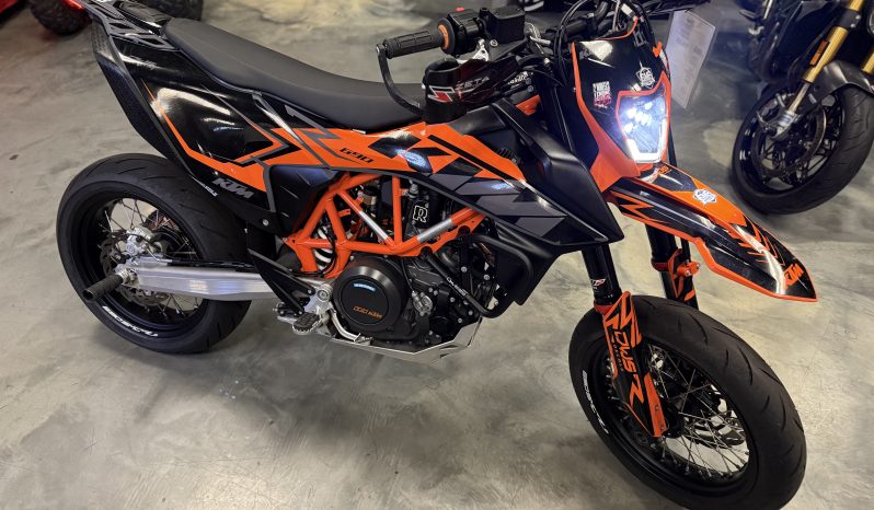 2021 KTM 690 SMC R